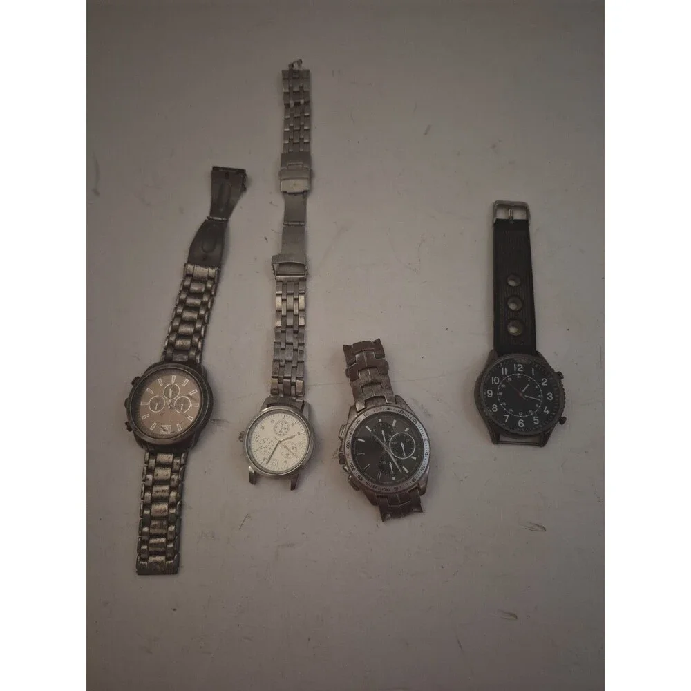 Japan Movement Lot Of 4 Men's Watches In Need Of Minor Repairs